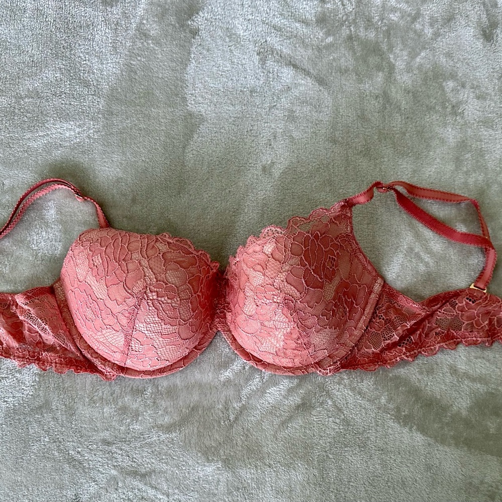 Victoria's Secret Coral Lace Bra